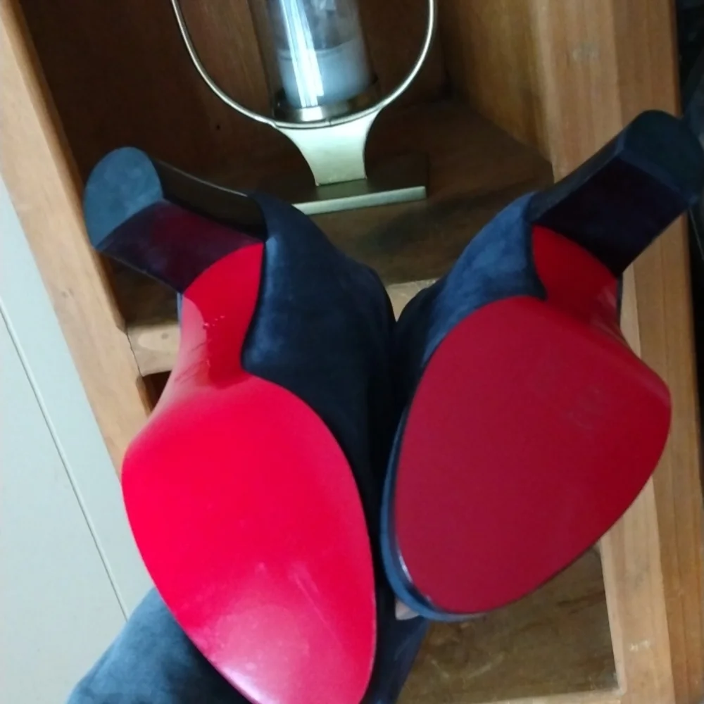 CHRISTIAN LOUBOUTIN SUEDE BOOTS SZ.40 1/2 - Picture 4 of 11